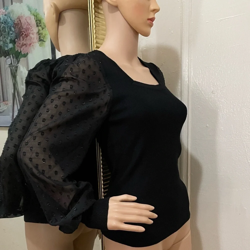 Carmen Marc Valvo Black Blouse with Sheer Sleeves - Picture 12 of 12